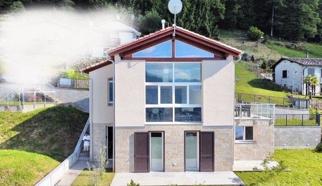 Casa Monti Neues Modernes Haus in den Bergen von Monti di Vairano