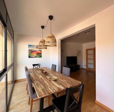 CASA NEUS, Casa única cerca de Barcelona