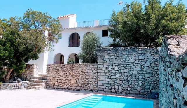 CASA NICOLE Naturaleza, Montañas y Piscina Privada en Alicante
