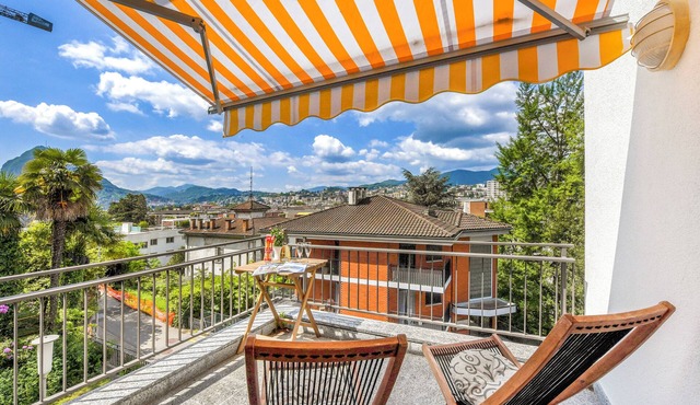 Casa Nova Bella with free parking, Lugano, Switzerland