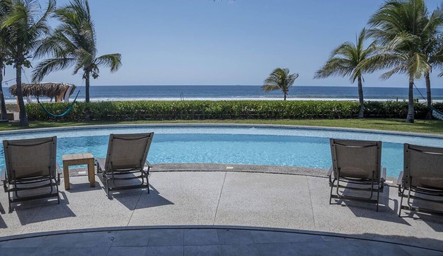 Casa Numa'Na - Luxurious Beach Villa w/Starlink, Tennis, Padel, & Pickleball