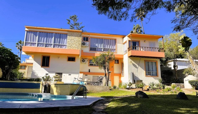 Casa Obregon Ensenada - Private oasis in the heart of downtown (Zona Centro)