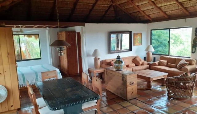 Casa Pájaros - Entire Upper Unit