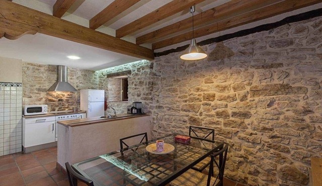 Casa Palacio de Mave for 4 people