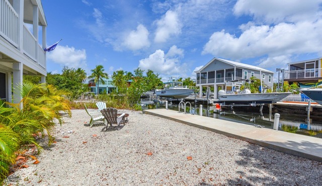 Casa Palma – Canalfront 3BR Home w/Dock, Pet Friendly, Near Looe Key Reef