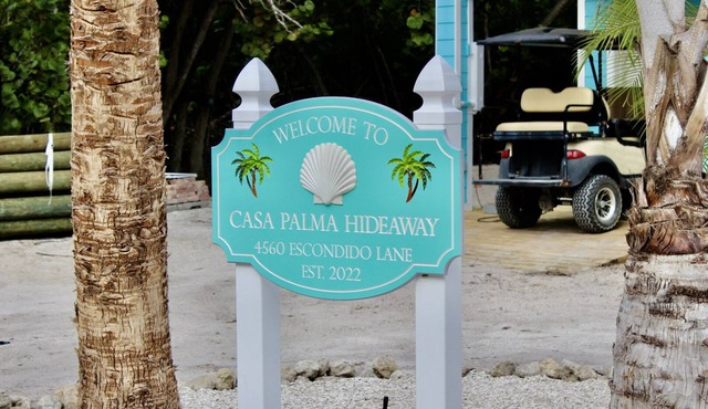 Casa Palma Hideaway! 4BD/3BA, Pool, Golf Cart,Outdoor Kitchen, Boat Slip + More!