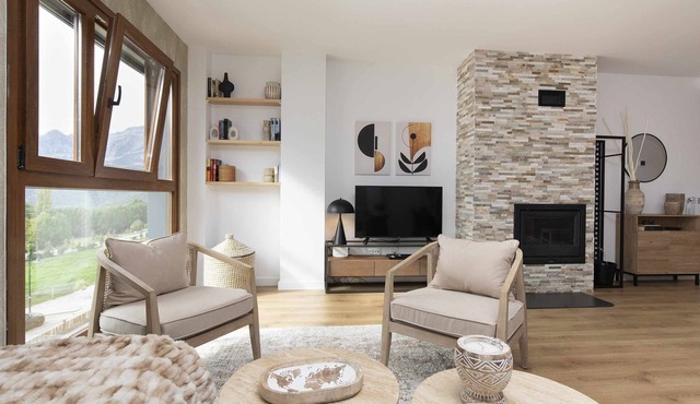 Casa Pareja by Bevalle