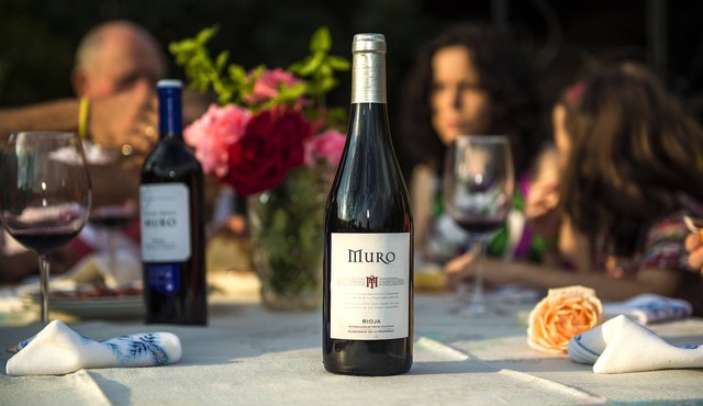 Casa pichon etxea and Muro wineries