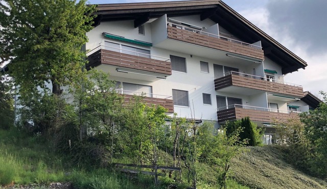 Casa Pignia - Roth, (Laax GR). 3-Zimmerwohnung by Interhome