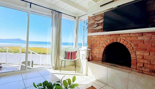 CASA PLAYA - Beachfront paradise sandy beach