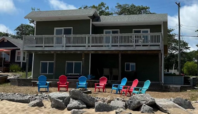 Casa Playa - Lakefront Escape with Private Sugar Sand Beach, Game Room, Sleep 8