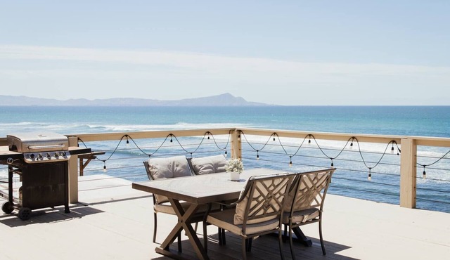 Casa Puesta del Sol. an Oceanview House