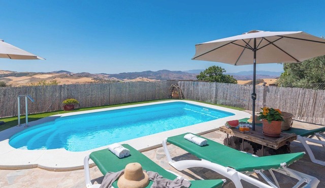 Casa Pulirio Antequera - La Higuera by Ruralidays