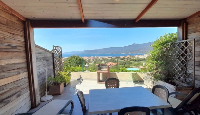 Casa Régina - T2 N ° 3/Panoramic sea view terrace