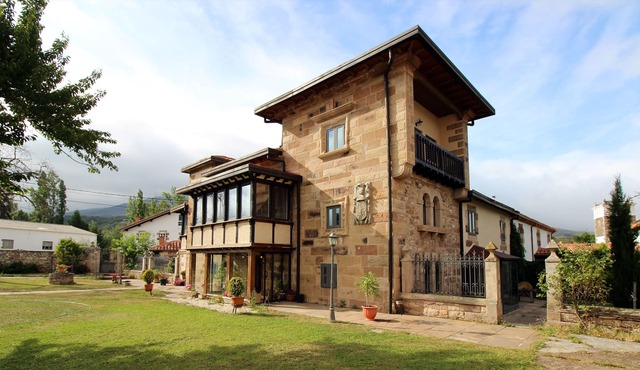Casa Rural (full rental) Las Casonas de Don Pedro for 20 people