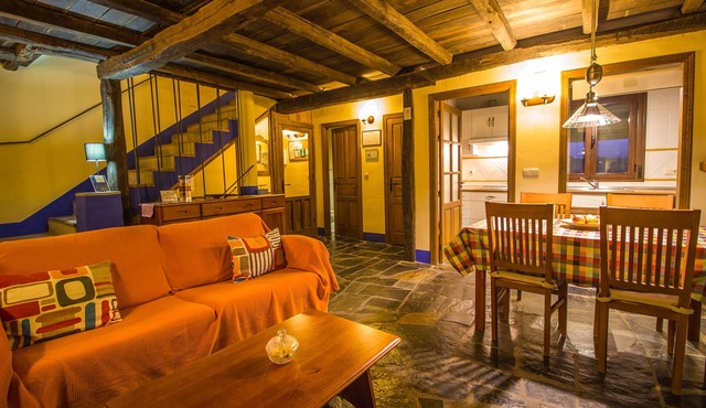 Casa Rural del Corral y Apartamentos for 4 people