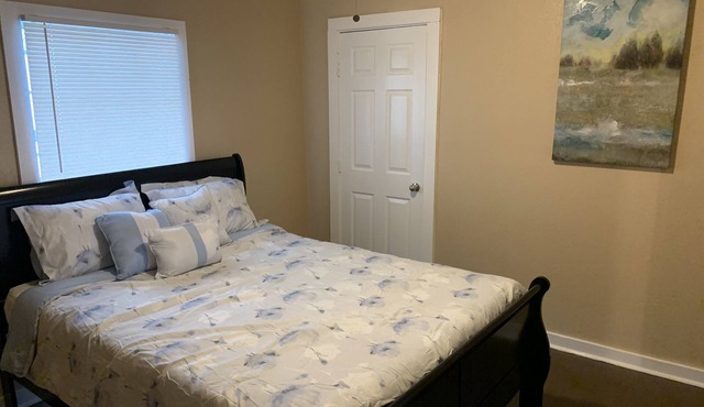 Casa R&R, Downtown Rest & Relaxation Haven
