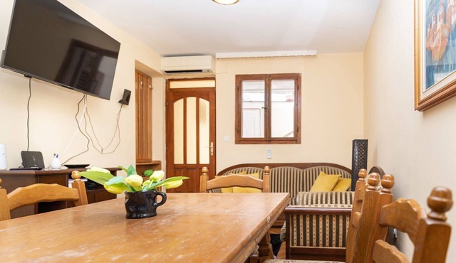 Casa Radha Bella - Two Bedroom Holiday Home