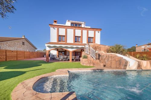 Casa Reina