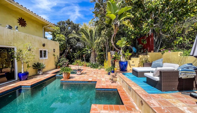 Casa Rey; A tropical paradise just a stroll away from the beach