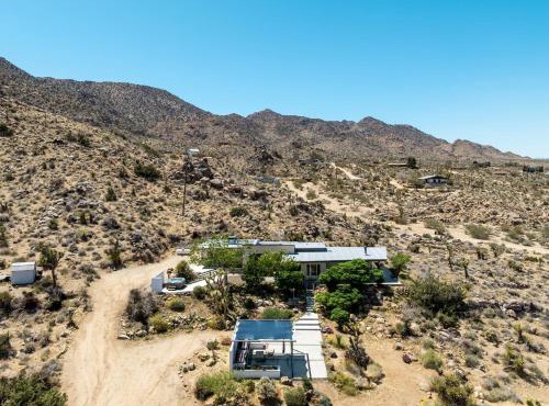 Casa Rocosa I Midcentury Home on 5 Private Acres Near Park
