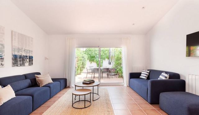 Casa Rosari I - Garden & Private Parking