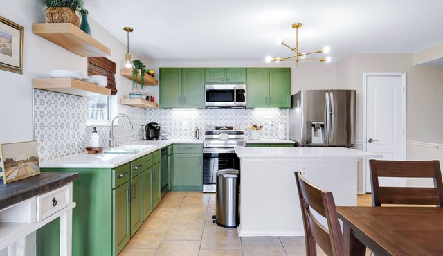 Casa Rosario- a stylish home located 20/30 mins from all the SA attractions!n