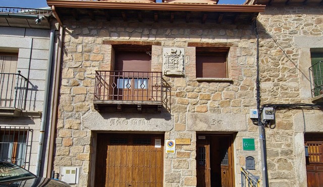 Casa Rural La Vid - Experiences, fireplace and group getaways