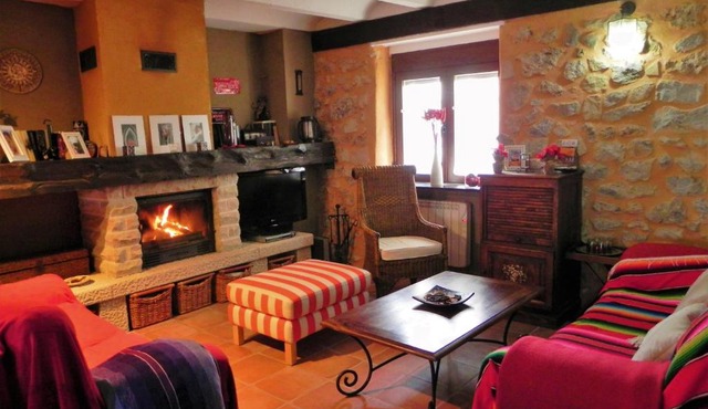 Casa Rural " LA PARRA"