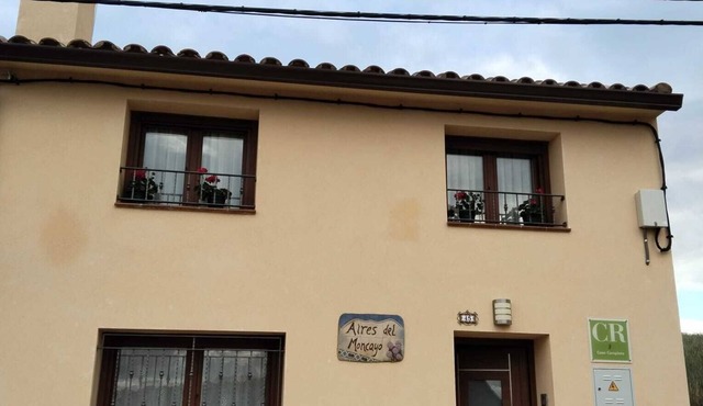 Casa Rural Aires del Moncayo en Lituénigo