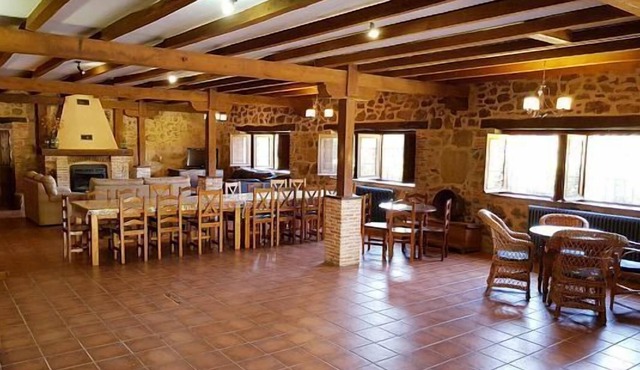 Casa Rural Colmenarejo for 16 people