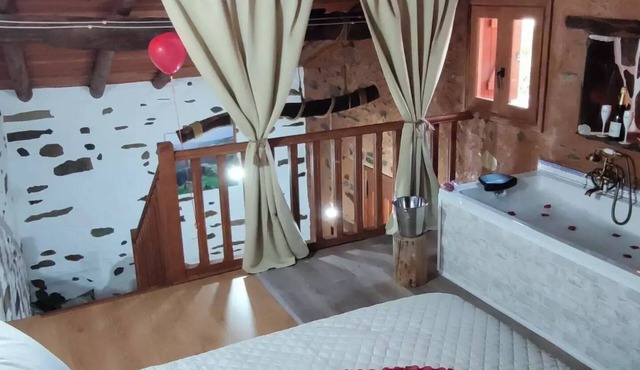 Casa Rural con Jacuzzi -La Calleja de las Hurdes 4 Estrellas