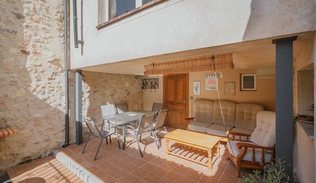 Casa Rural - De Brevas a Higos: Tradition and Comfort Near Segovia