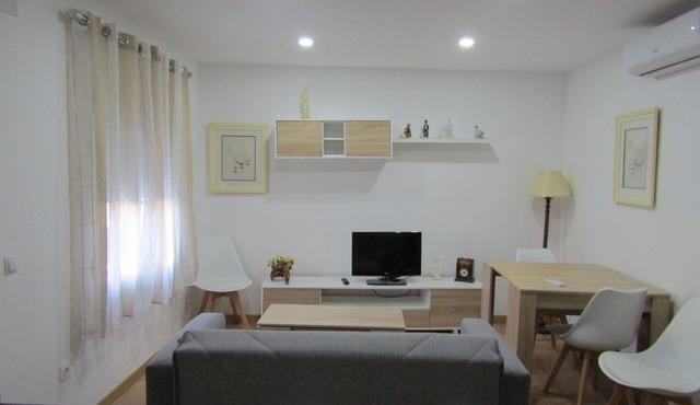Casa Rural en Alarilla, Junto a La Muela