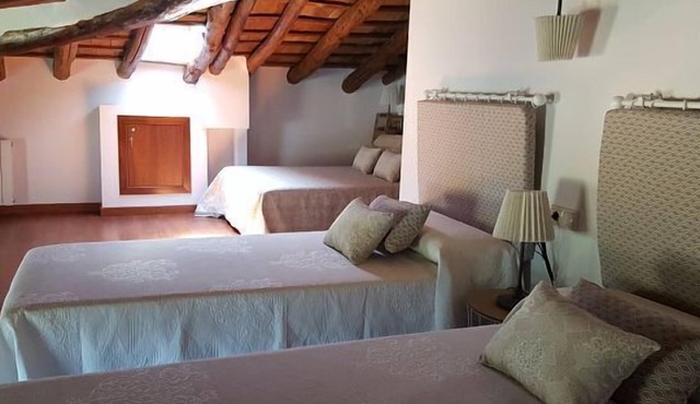 Casa Rural La Alquería del Pilar for 10 people