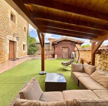 CASA RURAL PALACIO LOS LABREQUINES