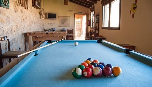 Casa Rural Fuente del Pinar for 10 people