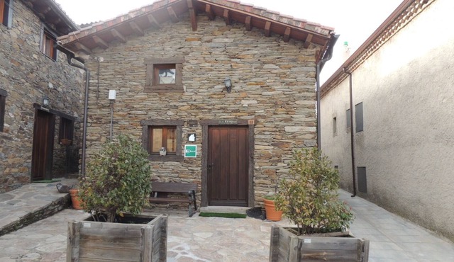 Casa Rural La Fragua, Situada en un Pueblo de Cuento La Hiruela