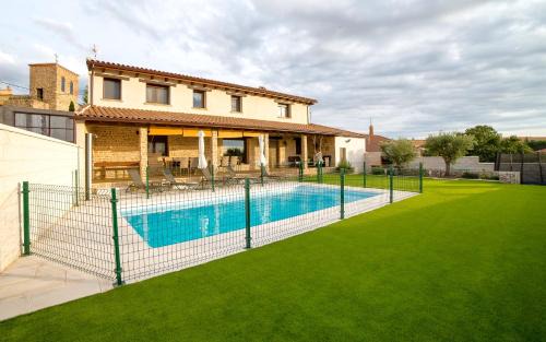 Casa Rural: La Tarara