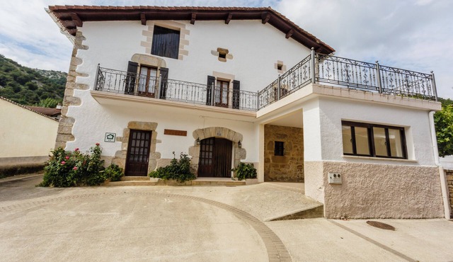 Casa rural para 22 personas en Egiarreta (Navarra)