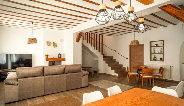 Casa Rural Refugio de los Sueños, Ubicada en el Centro de Valdeganga