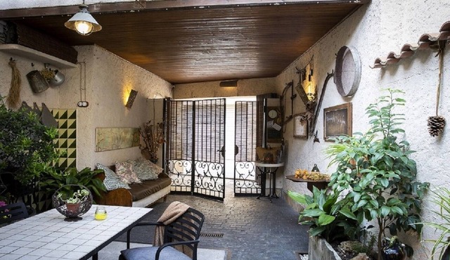 Casa Rural - Three Bedroom Chalet, Sleeps 7