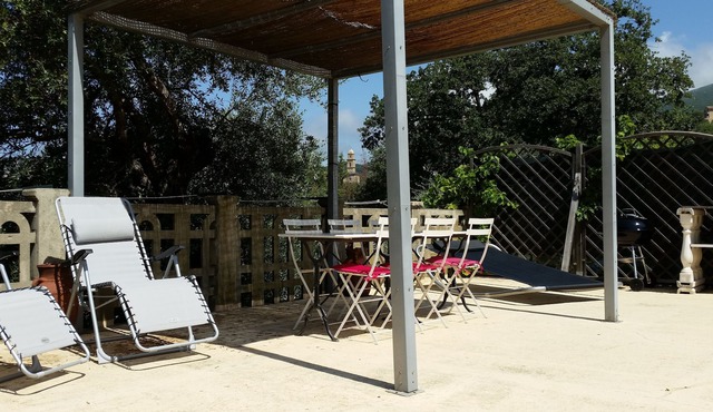 Casa Santa Maria, 5-bed apartment in Patrimonio