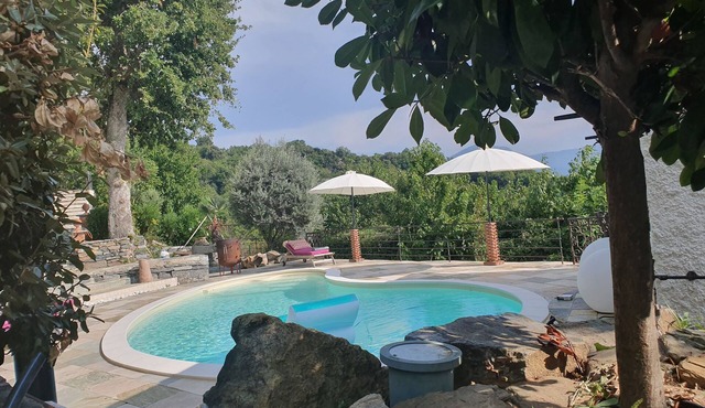 Casa serena charming house with swimming pool