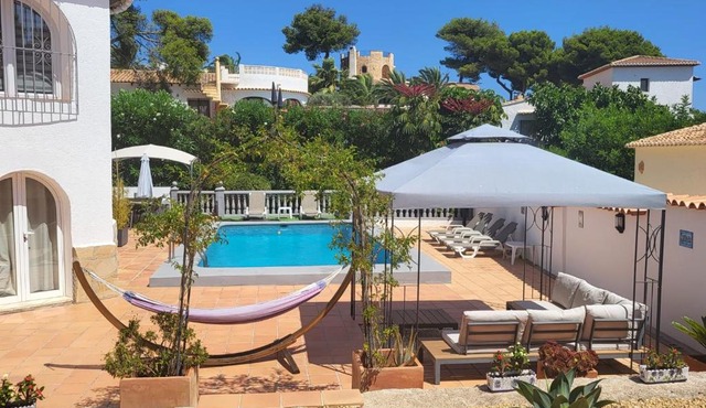 CASA SERENITA charming villa with swimming pool