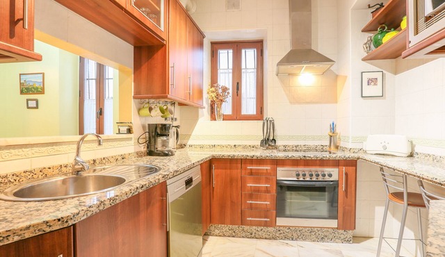 Casa Sevillana - Three Bedroom Chalet, Sleeps 4