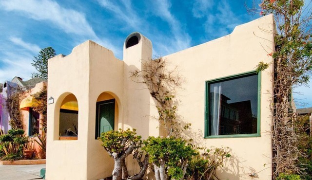 Casa Simpatico - Pacific Grove House - Steps to Lover's Point Beach
