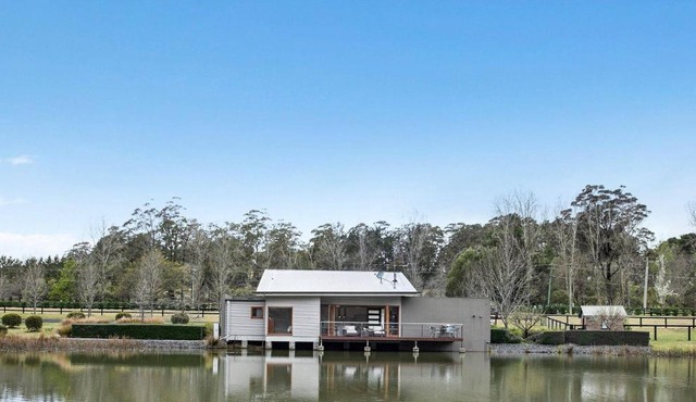 Casa Sul Lago in the H'Lands