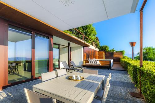 Casa sulle Langhe - Luxury Pool, Sauna and Jacuzzi in Diano dʼAlba