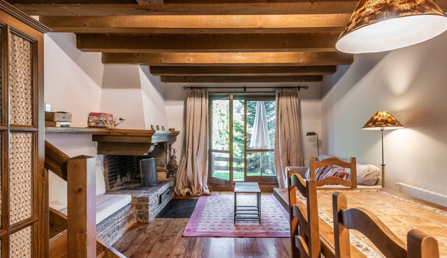 Casa Tarter in Gessa Town 10 pax